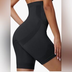Sarin Mathew’s Black High Waisted Shapewear Slimmer Slim Wear Med Large NWT
